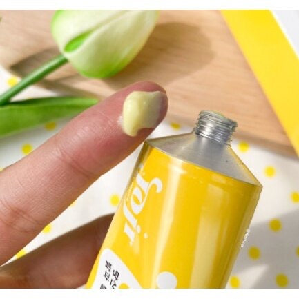 [SG INSTOCK] Joji Secret Young Soft Your Feet and Heels Banana Cream 50g